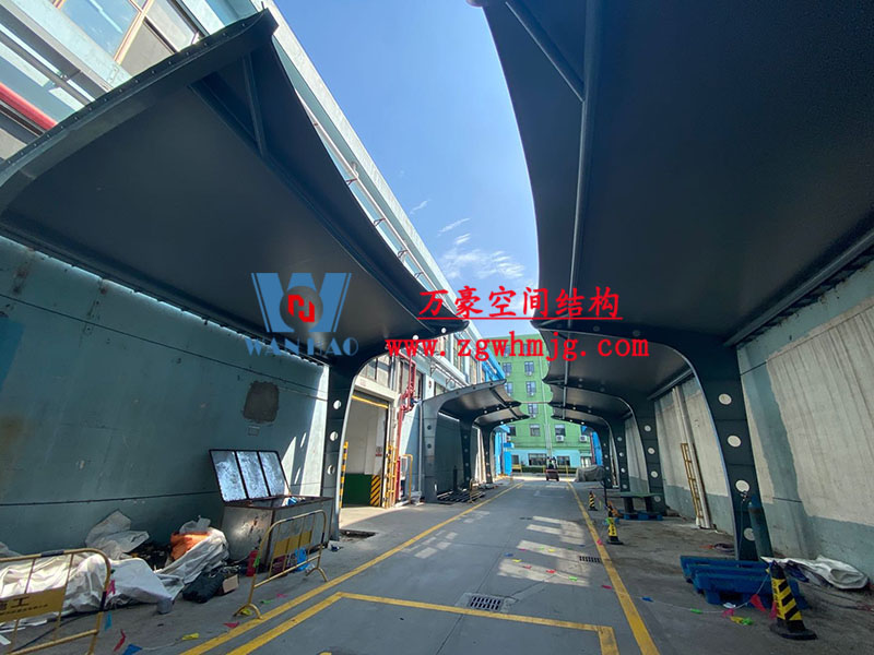 膜結(jié)構(gòu)停車棚 膜結(jié)構(gòu)停車棚