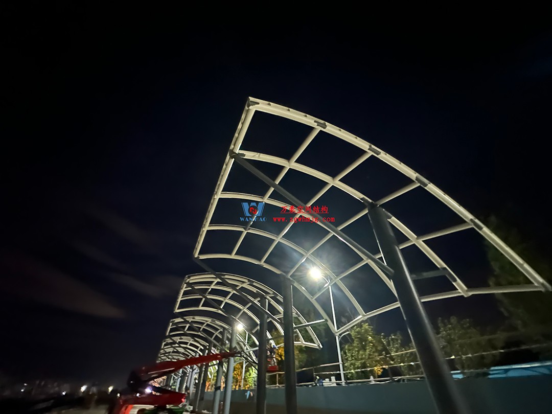全面加速建設，創(chuàng)建優(yōu)質精品工程