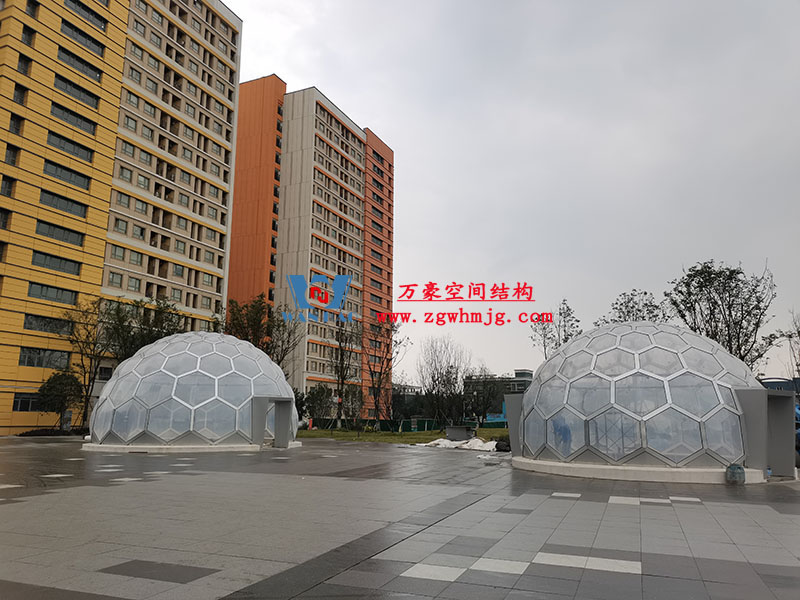 無(wú)線創(chuàng)智城市功能空間業(yè)態(tài)優(yōu)化五星集市etfe膜結(jié)構(gòu)