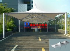 出入口張拉膜結(jié)構(gòu)是什么？有哪些特點？