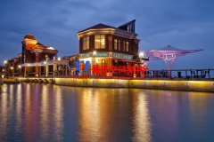 什么是景觀膜結構工程？景觀張拉膜結構特點和適用領域有哪些？