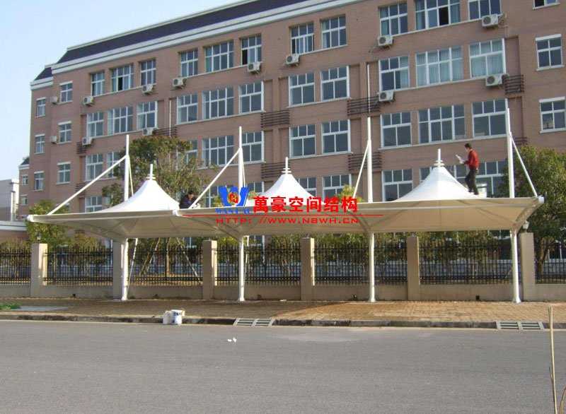 膜結構車棚優勢