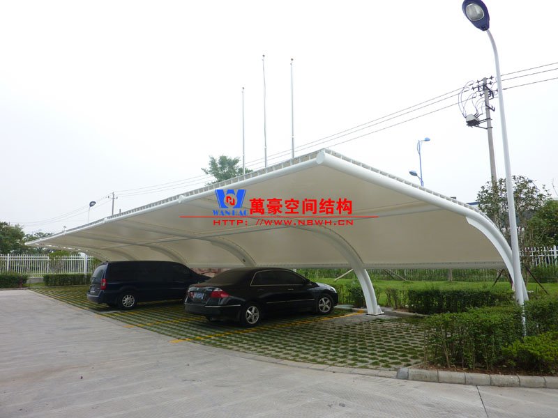 膜結(jié)構(gòu)汽車車棚