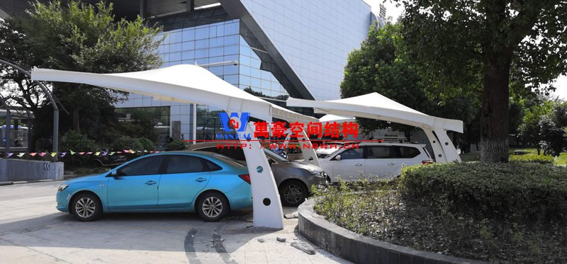 膜結(jié)構(gòu)車(chē)棚