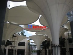 膜結構建筑如何避免積水生成？膜結構防止積水的方法是什么？